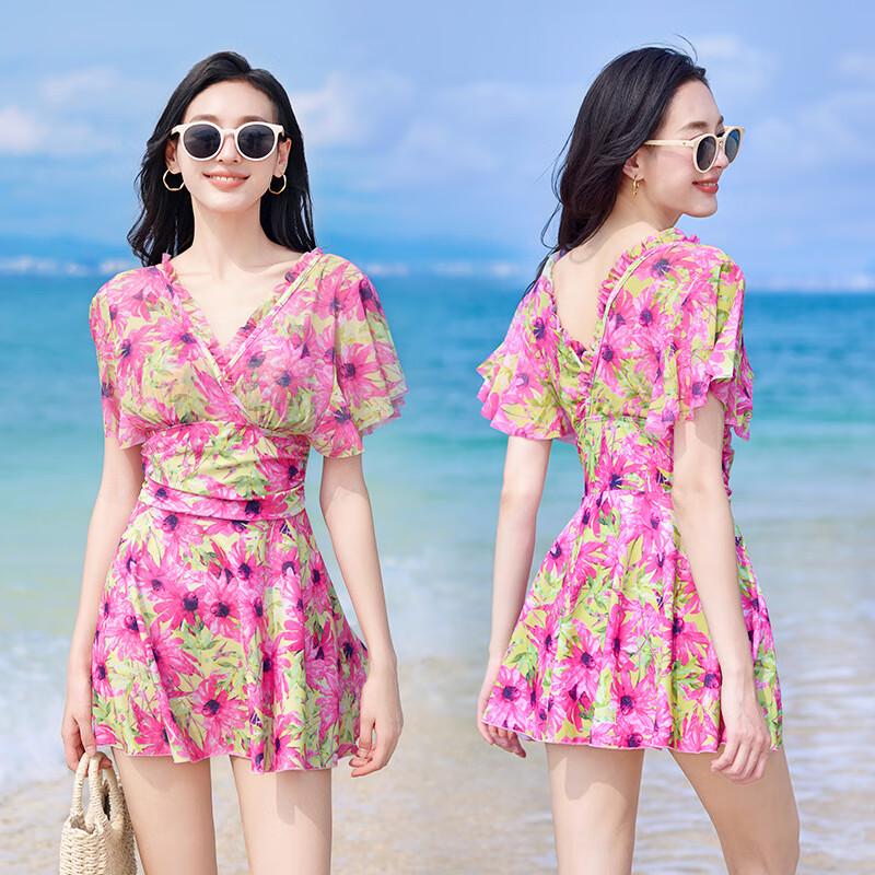 

Women s Floral Short-Sleeve Skirt Jumpsuit M