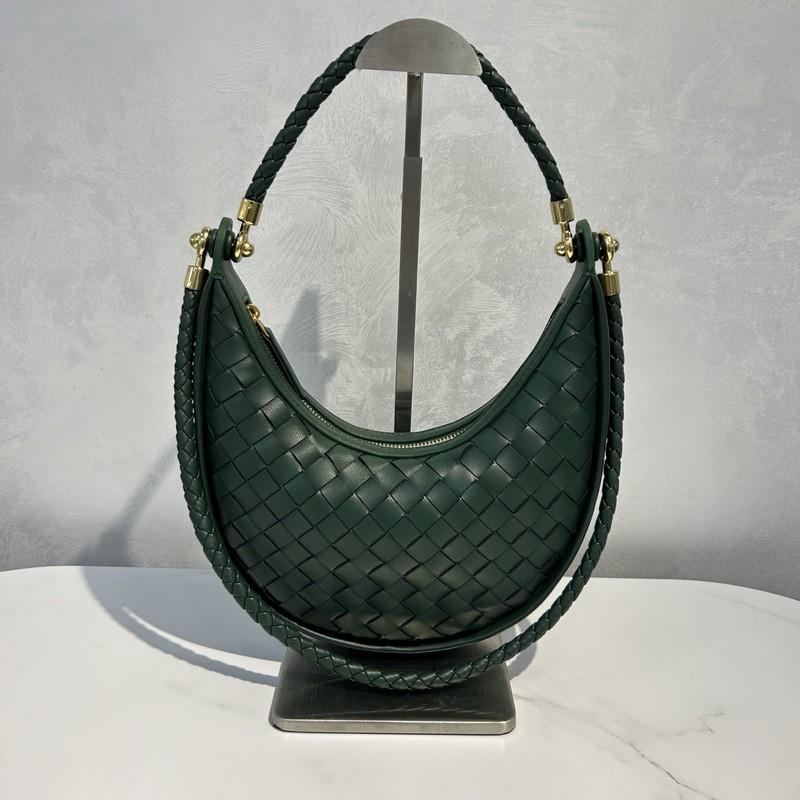 Womens Genuine Leather Woven Underarm Bag Versatile Crescent Shoulder Crossbody