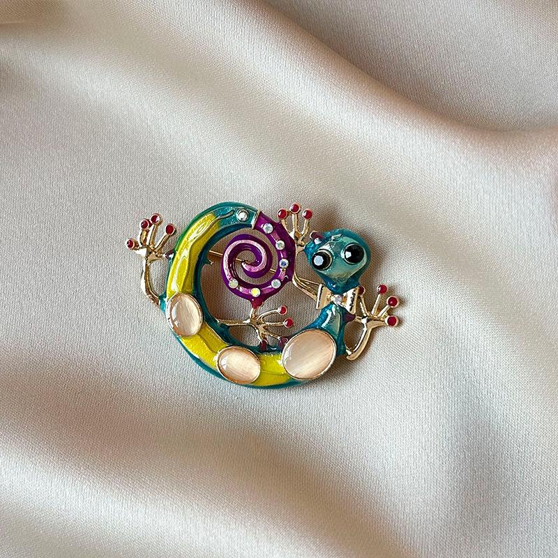 Mode-Design-inspirierte Eidechsen-Gecko-Brosche für Damen, Vintage Kreatives Kleidungszubehör Corsage