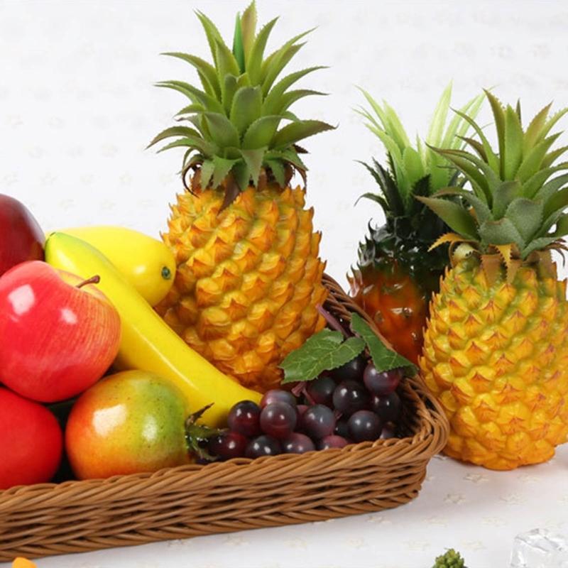 Large Artificial Pineapple Fruit Ornament Yellow Pineapples Decoration for Home and Retail Settings
