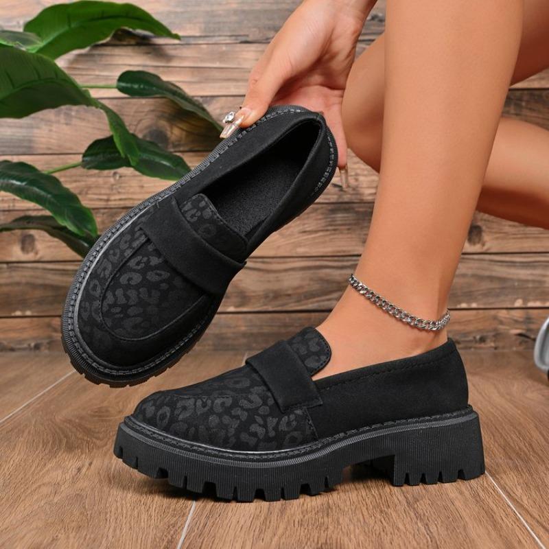 Leather Shoes for Women Fashion Leopard Platform Shoes Women Slip on Loafers High Quality Soft Sole Women Shoe Big Size 2025 New