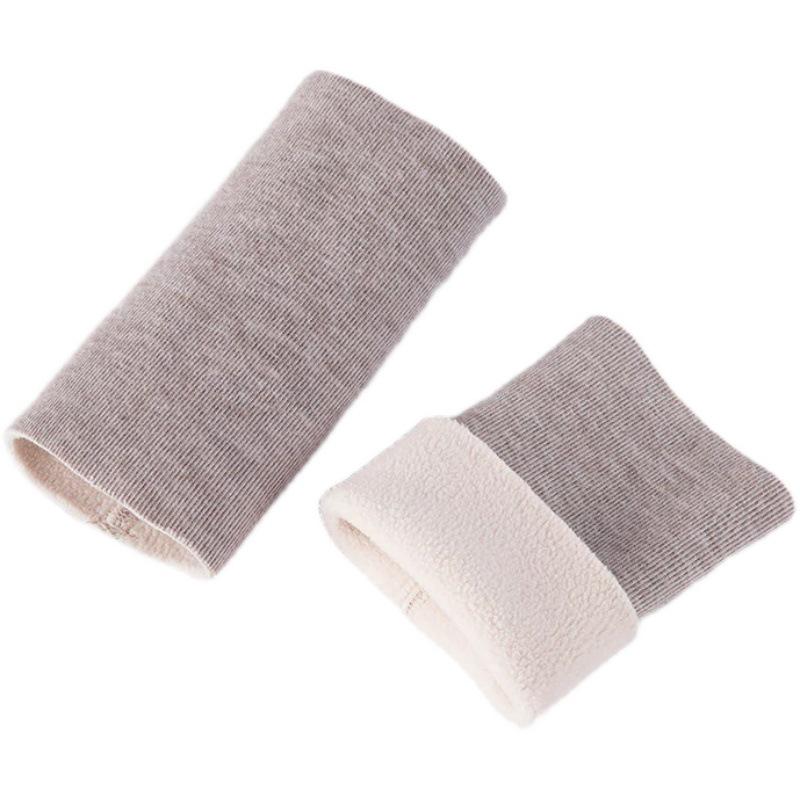 Men's and Women's Warm Wristbands: Short Sleeves for Joint Protection, Cold Resistance, Anti-Sprain, Wrist & Elbow Support with Velvet Lining.
