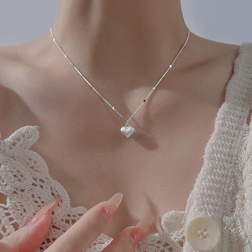 1pc Fashion Heart Pendant Necklace Simple Metal Collarbone Chain for Daily Wear Elegant Women's Personalized Jewelry Necklace