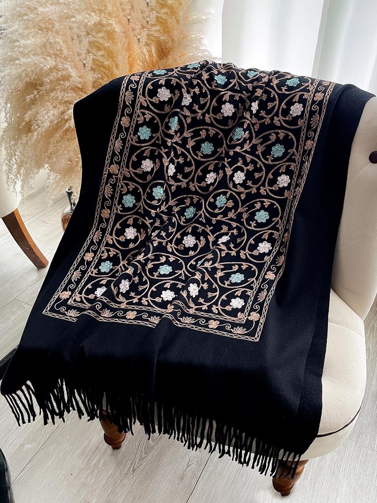 New Embroidery Cashmere Scarf Women Winter Shawl Wraps Hijab Thick Blanket Ladies Long Pashmina Echarpe Neckerchief Bufanda