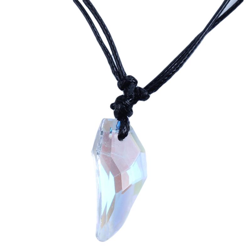 Fashionable Men Long Chain Necklace with Crystal Wolf Tooth Pendant Elegant Couple Jewelry Ideal For Daily Wear Gift Giving