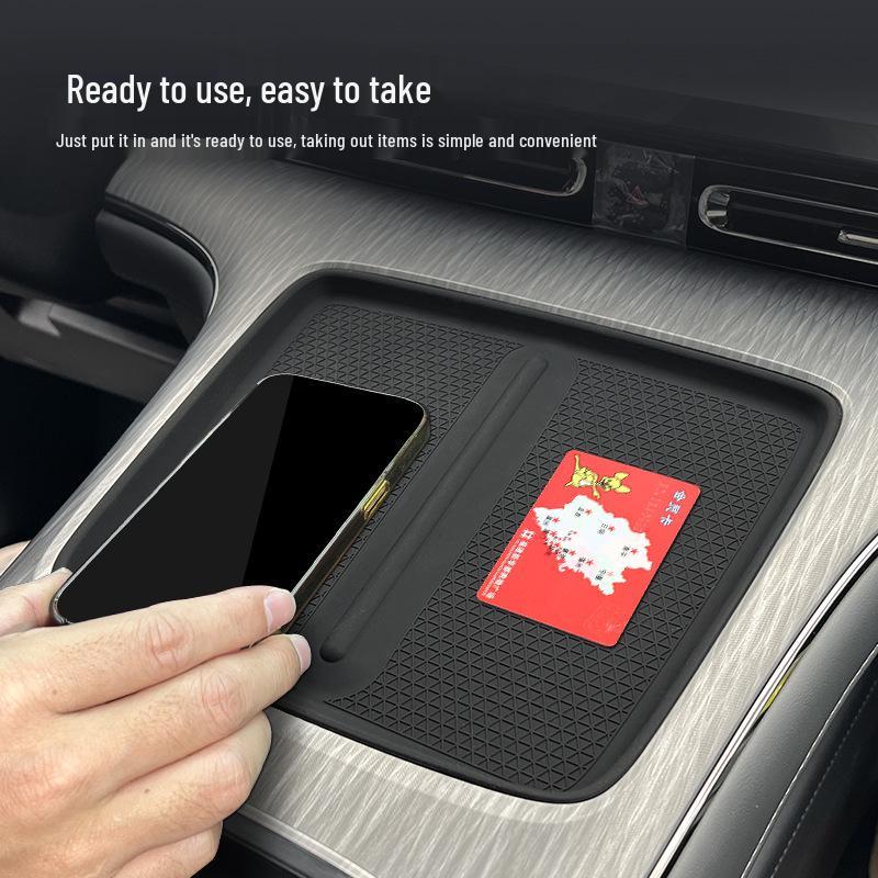 Aion S MAX Wireless Charging Silicone Pad for Center Console - Non-Slip Car Interior Accessory.