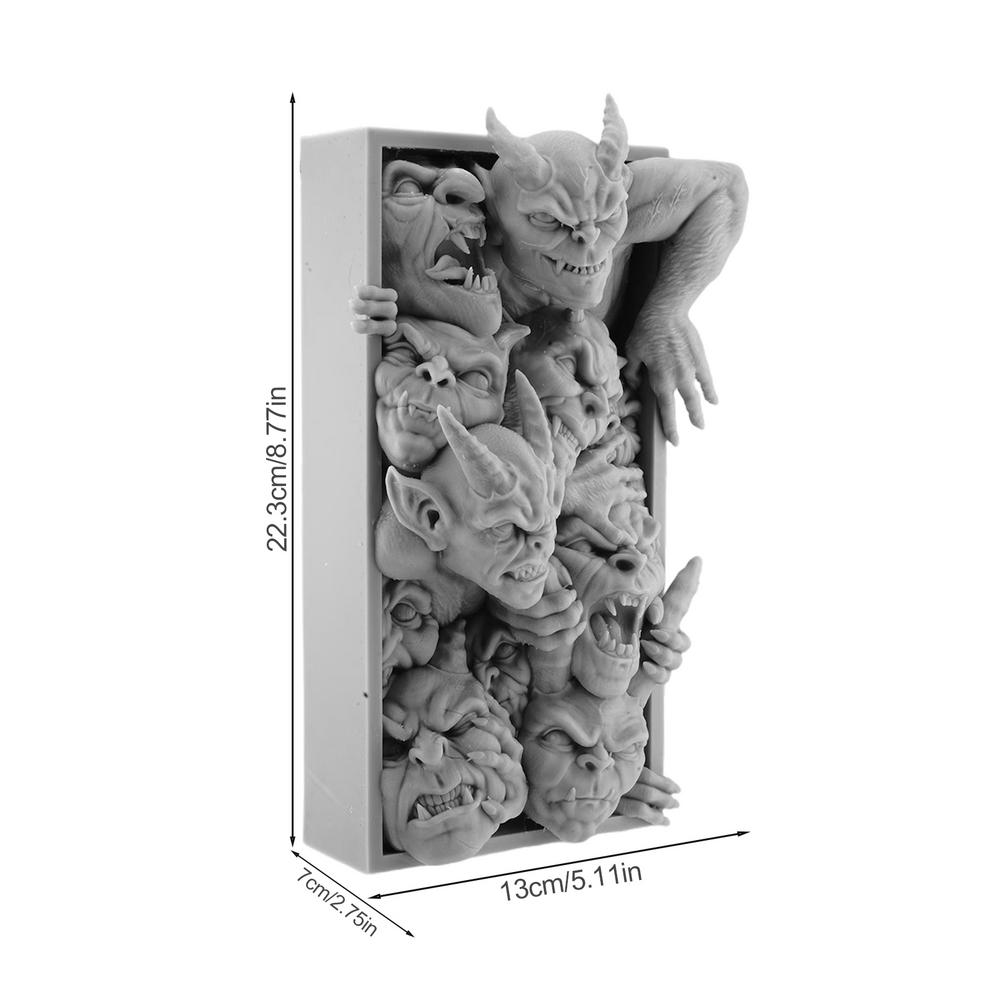 

Demon Book Stopper Decorations Book Corner Decoration Horror Resin Gothic Statue Shelf Decoration for School Home Offices