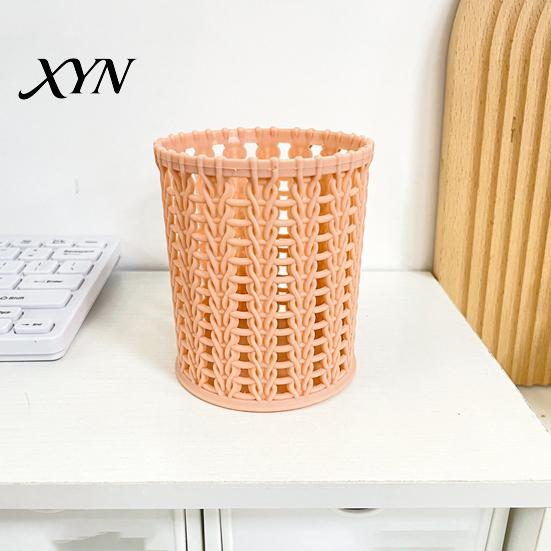 Office Supplies Organizer Imitation Rattan Pen Holder, Round Hollow Desk Organizer, Large Capacity Pencil Ventilated Holder Cup for Pens Pencils