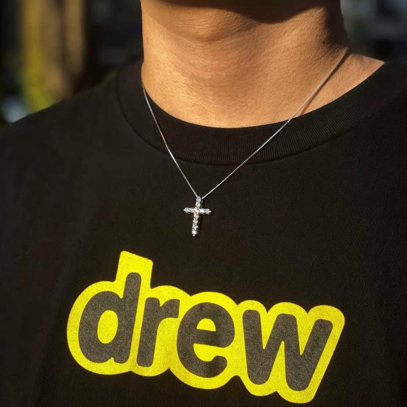 Men's Minimalist Luxury Cross Pendant Necklace with Inlaid Diamonds