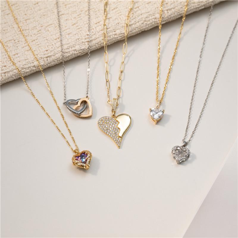 18K Gold Heart Series Copper Necklace with 3-Color Zirconia and Water Ripple Clavicle Chain