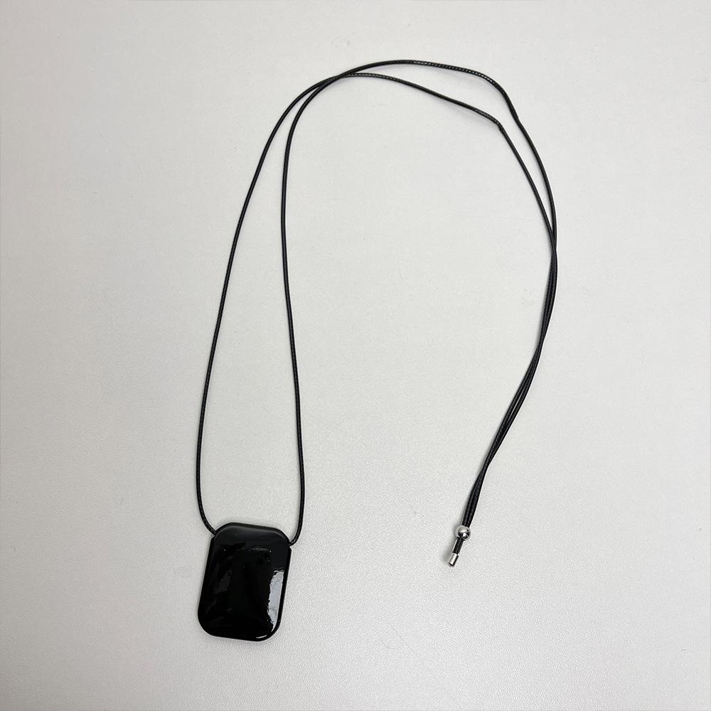 Metal Square Pendant Necklace for Women Girls Simple Long Sweater Chain Fashion Accessory