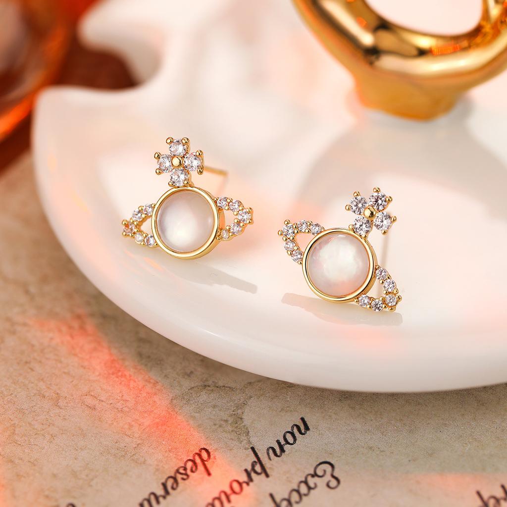 Hochwertiger Luxus Natürliche Muschelohrstecker S925 Silbernadel Ohrringe Leichter Luxus High-End Stil Temperament Ohrringe Frauen