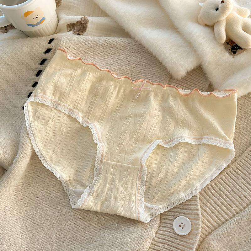 

Plus Size Ladies Summer Sweet and Lovely Printed Cotton Comfortable Breathable Low Waist Briefs M тілесний