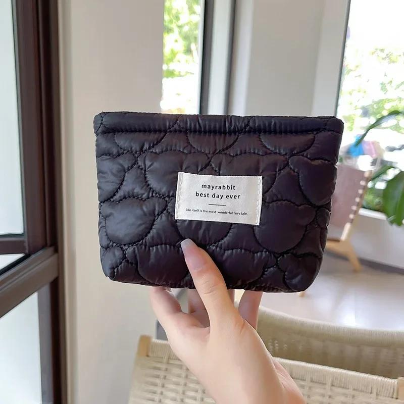 Ins Little Bear Kosmetiktasche Damen Make-up-Taschen Damen Kupplungstasche Münzbörse Münzbeutel Süße Schlüssel Lippenstift Aufbewahrungstasche Handy-Tasche