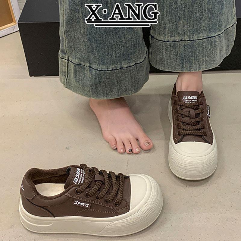 

Leather board shoes women s platform white shoes 2025 new autumn and winter velvet warm two cotton shoes casual sports shoes 40
