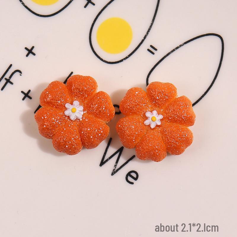 Miniature Cream Bread Simulation Toy Cake: DIY Resin Accessories for Children's Pretend Play and Handmade Projects.