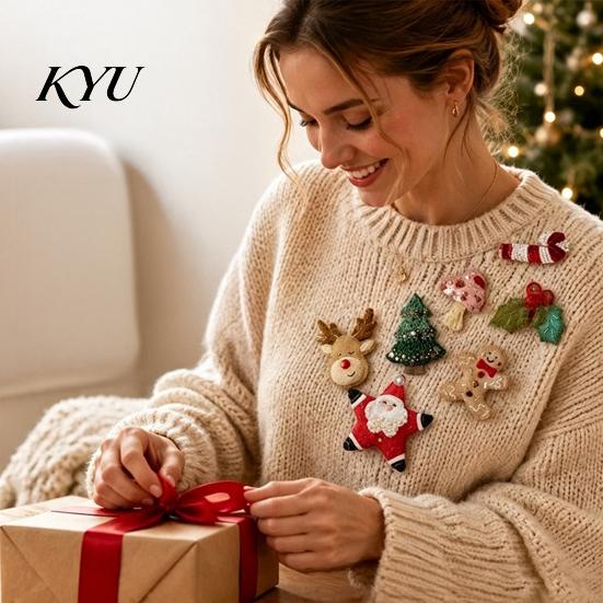 Non Woven Fabric Craft Christmas Felt Embroidery Brooch Kit for Beginners, DIY Decorative Pins Set with Tools, Creative Sewing Projects Handmade