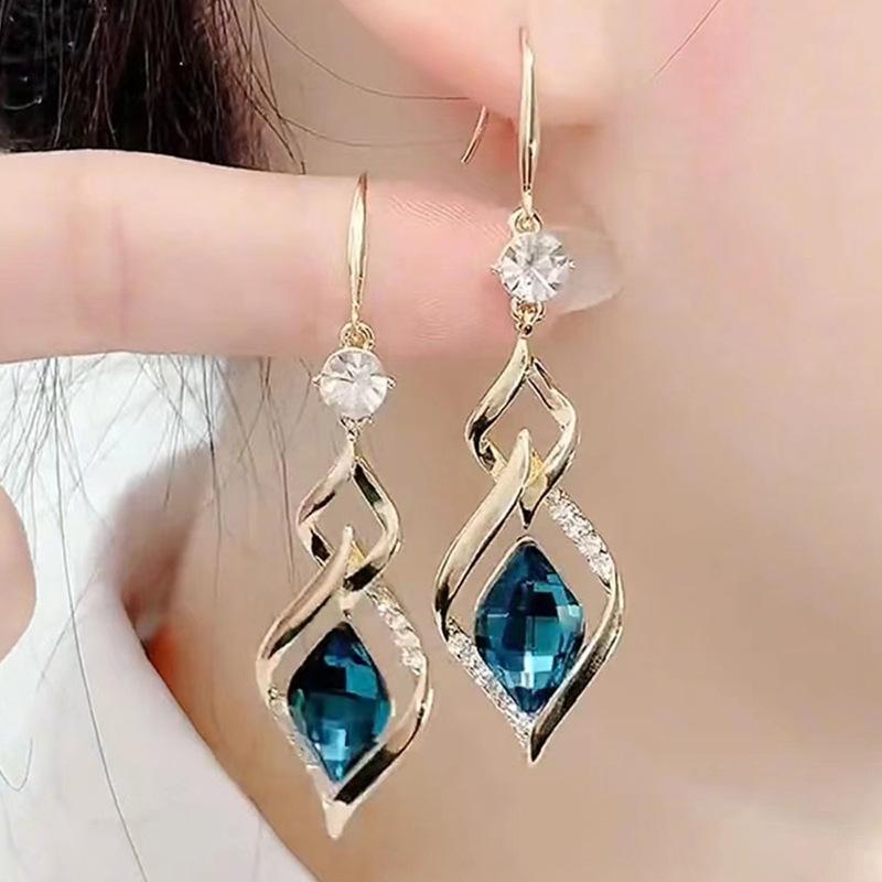 Brincos de Borla Pérola Sense Premium Agulha de Prata Celebridade Elegante Moda Brincos de Temperamento Brincos Longos de Diamante Flash de Luxo Leve Mulheres