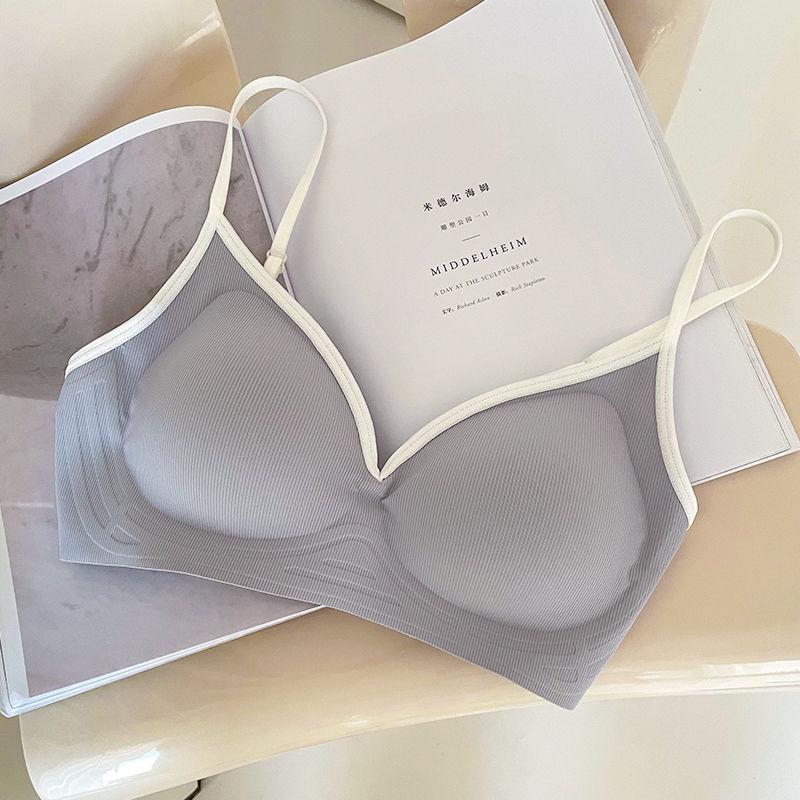 

Бесшовный беспроводной цельный бюстгальтер на тонких бретелях с гелевой полоской, мягкой поддержкой, функцией пуш-ап и защитой от провисания 38/85