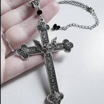 Punk Gothic Ancient Silver Color Vampire Bat Filigree Engraving Large Cross Pendant Necklace for Women Hallowmas Party Jewelry