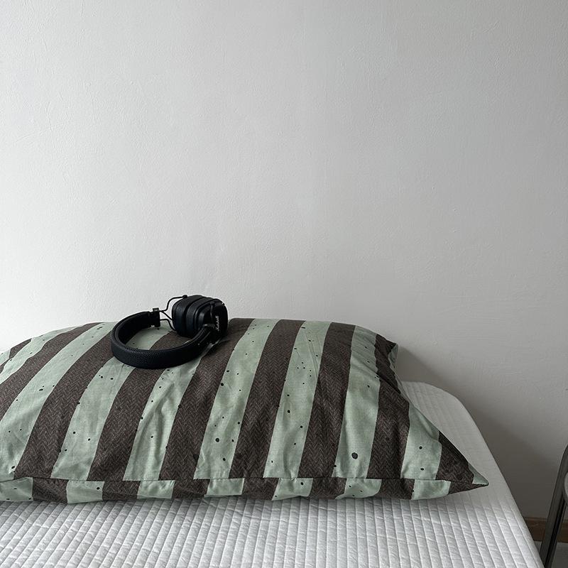 Solid Color Striped Pure Cotton Pillowcase (Single Piece)
