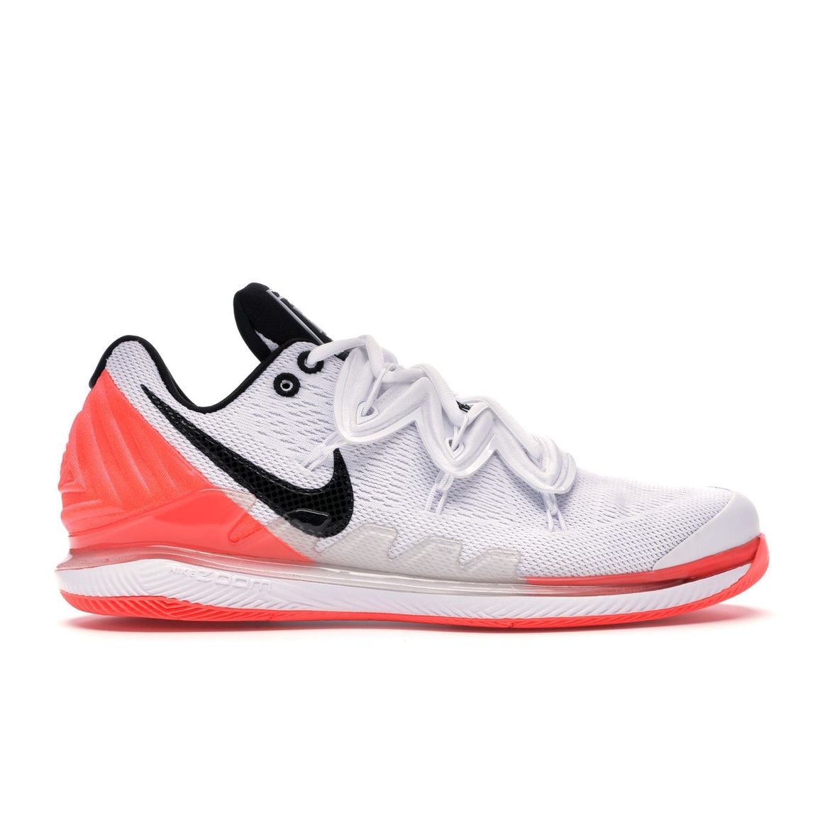 

Мужские кроссовки Nike Kyrie Irving x Nick Kyrgios x Air Zoom Vapor X Kyrie 5 белые черно-белые-горячие-лава BQ5952-100