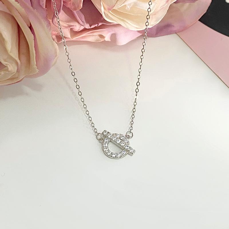 Light Luxury Buckle Circle Necklace, Small and Popular, High Sense Collar Chain, Full Diamond Neckchain