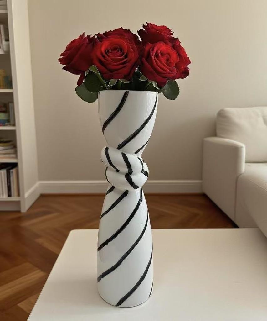 Modern Abstract Striped Ceramic Vase Home Decor for Living Room Wine Cabinet Art Ornament