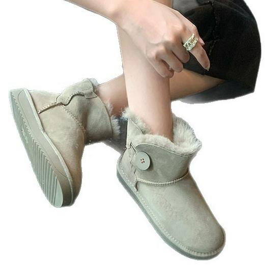 Dámské sněhule z ovčí kůže 2025: Zimní obuv se silnou podrážkou a fleecovou podšívkou - Alternativa k UGG