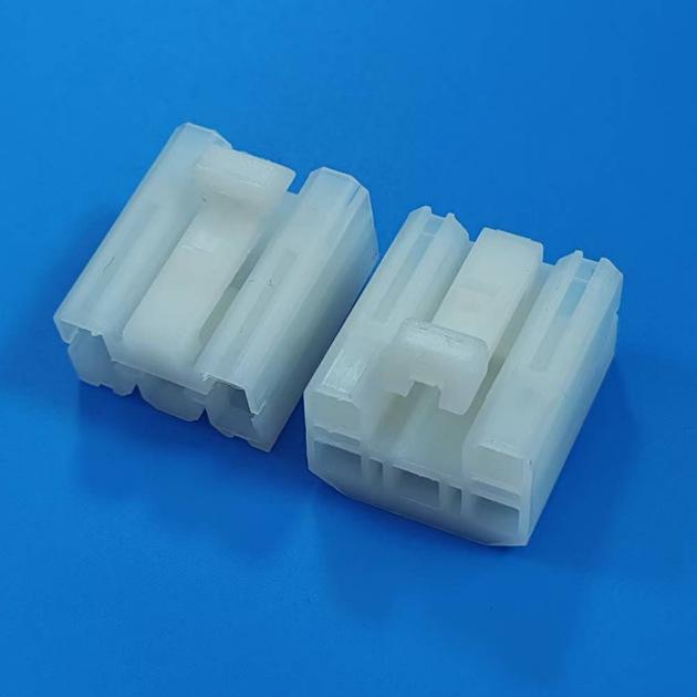 Automobil-Steckverbindergehäuse DJ7051-3-21 Stecker