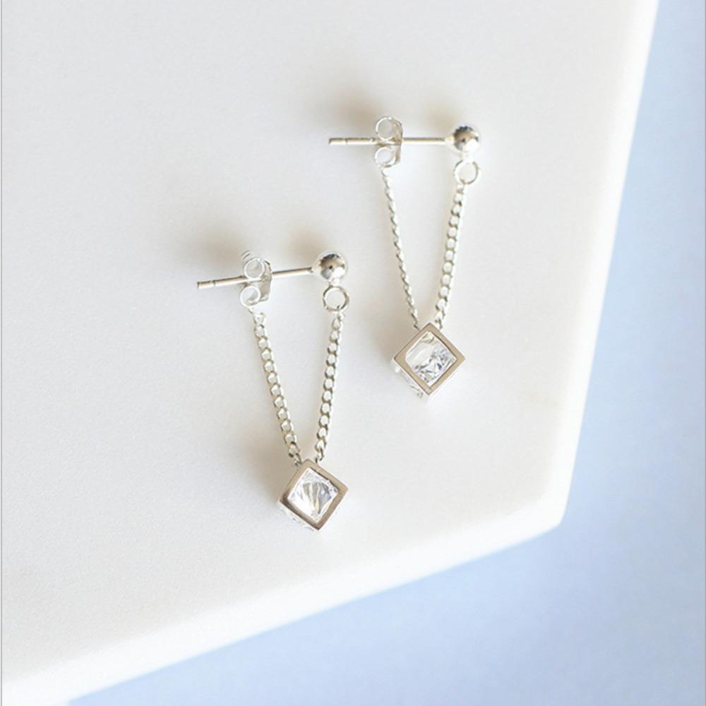 925 Silver Plated Earrings for Women Elegant Hollow Cube Design with Shining Zircon Love Magic Ear Studs