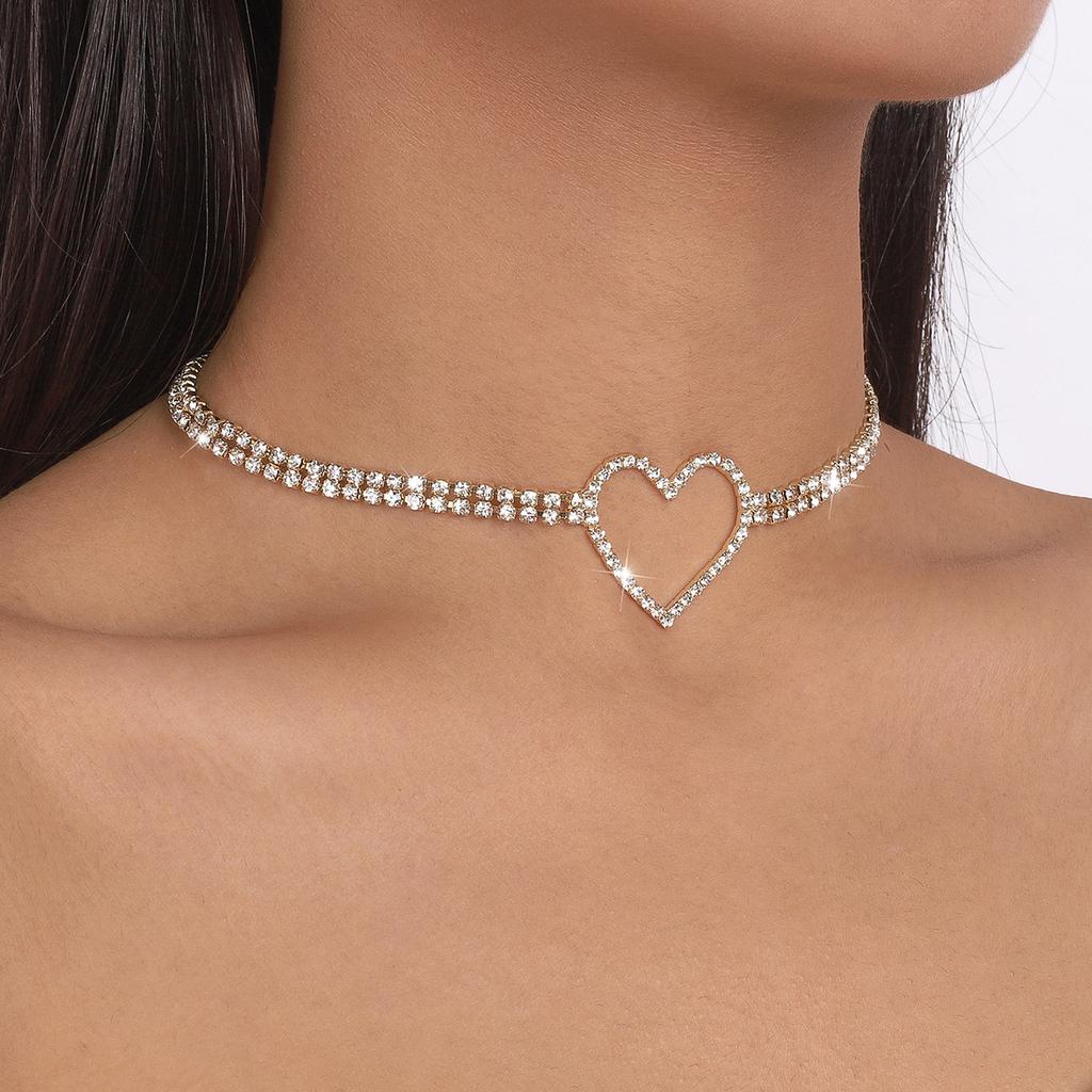 Women European Minimalist Light Luxury Design Clavicle Choker Full Rhinestone Heart Sweet Personality Necklace For Women