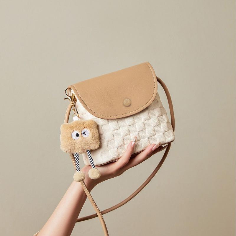 Casual small bucket bag New popular versatile messenger bag Commuter small square bag Summer versatile