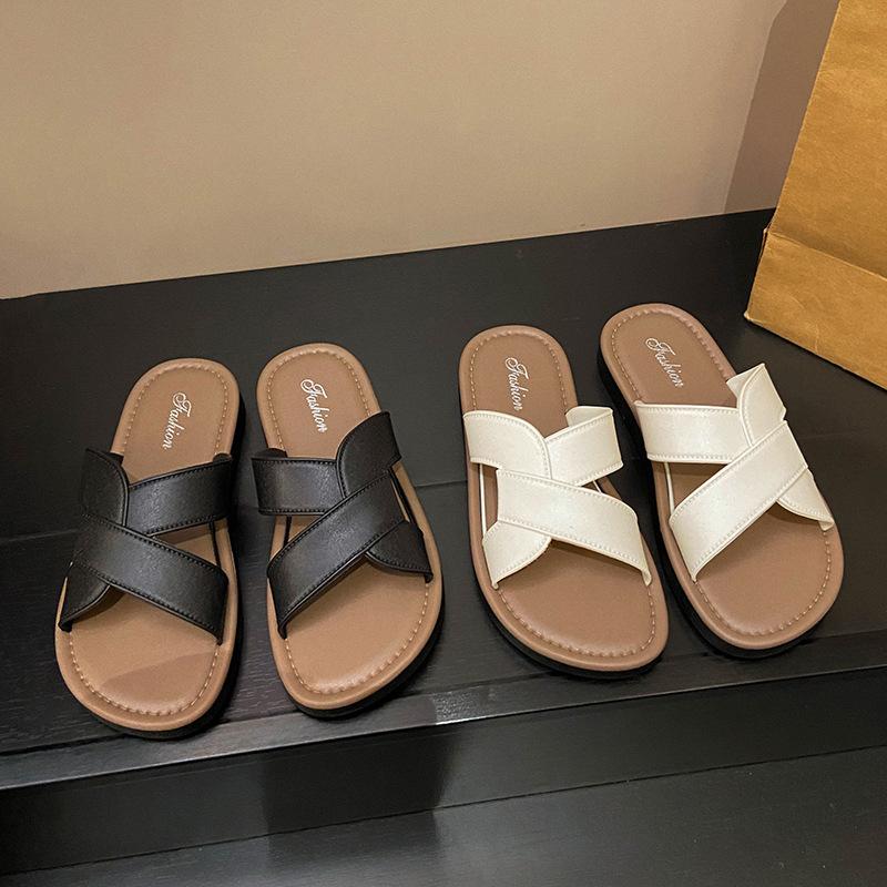 Retro style casual flat-bottomed slippers women's beach non-slip sandals women's summer wear new cross-strapped slippers