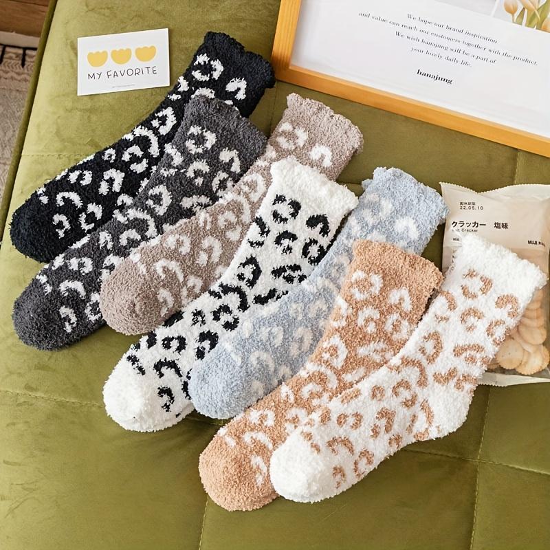 Random 5 Pairs of Colors Mixed Women'S Coral Fleece Mid-Calf Socks, Autumn Winter Fleece Thick Warm Socks, Fashion Leopard Print