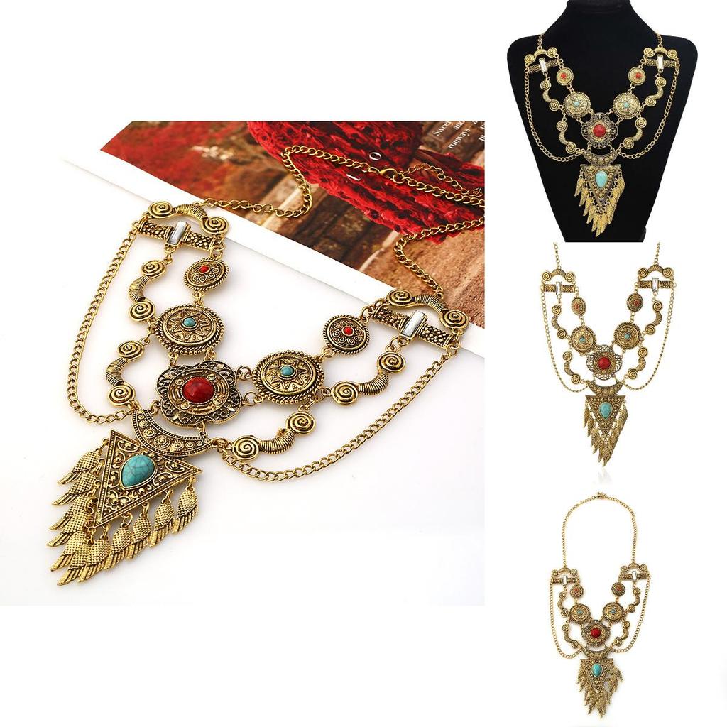 Ethnic Vintage Alloy Necklace With Geometric Pendant And Water Wave Chain For Women
