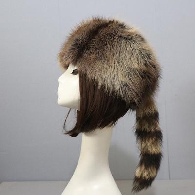 Damen Gestreifte Waschbärschwanz Kunstpelzmütze - Flauschig, Warm, Gehörschutz für Herbst/Winter