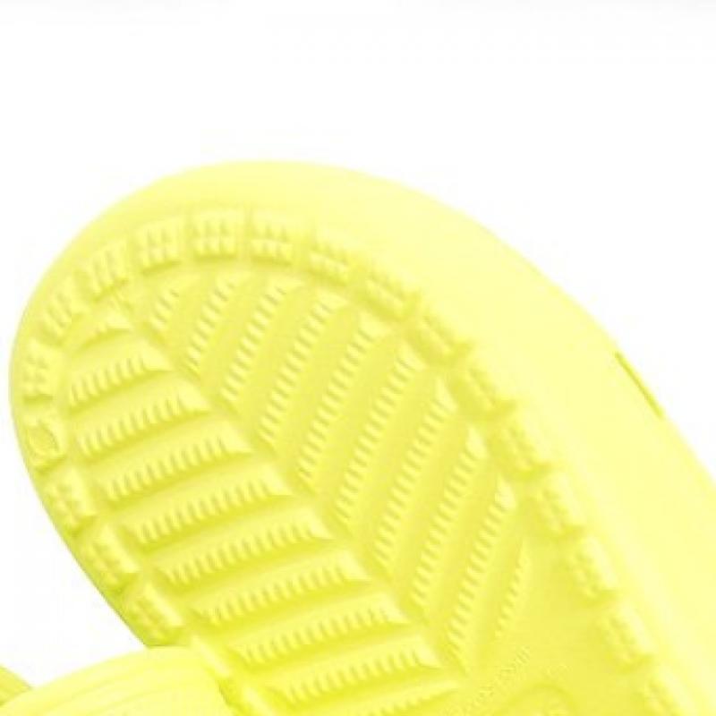 Crocs Classic Cutie Clog Kids 207708 75u Kids Sandals