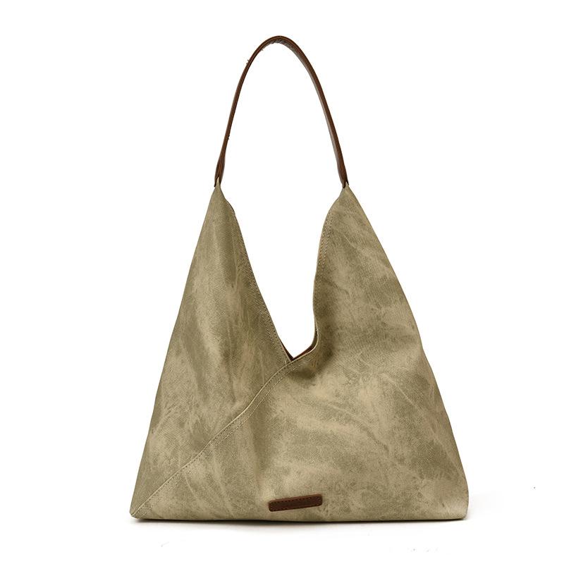 Large capacity women's new fashionable versatile shoulder bag, high-end retro commuter bag