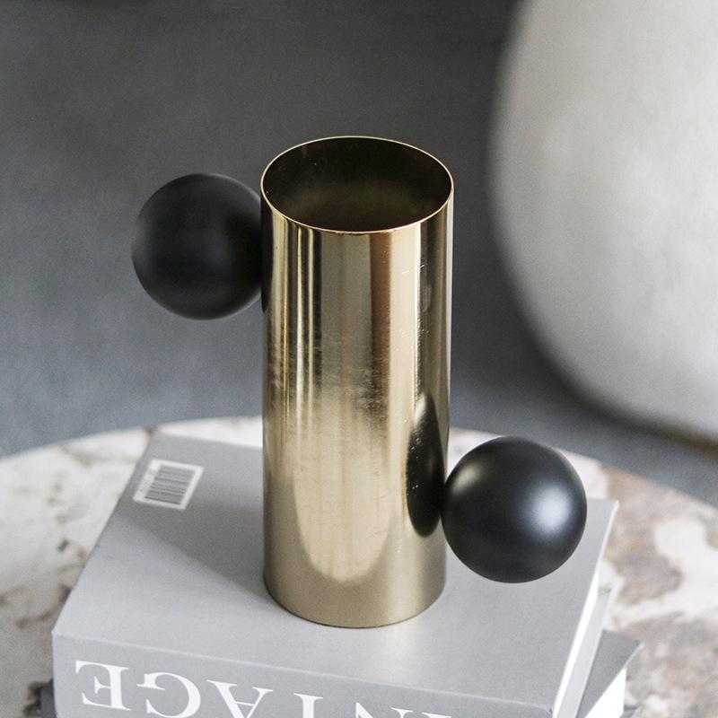 Light Luxury Metal Cylindrical Bead Dot Flower Arrangement Ornaments Model Room Desktop Vase Designer Art Soft Decoration