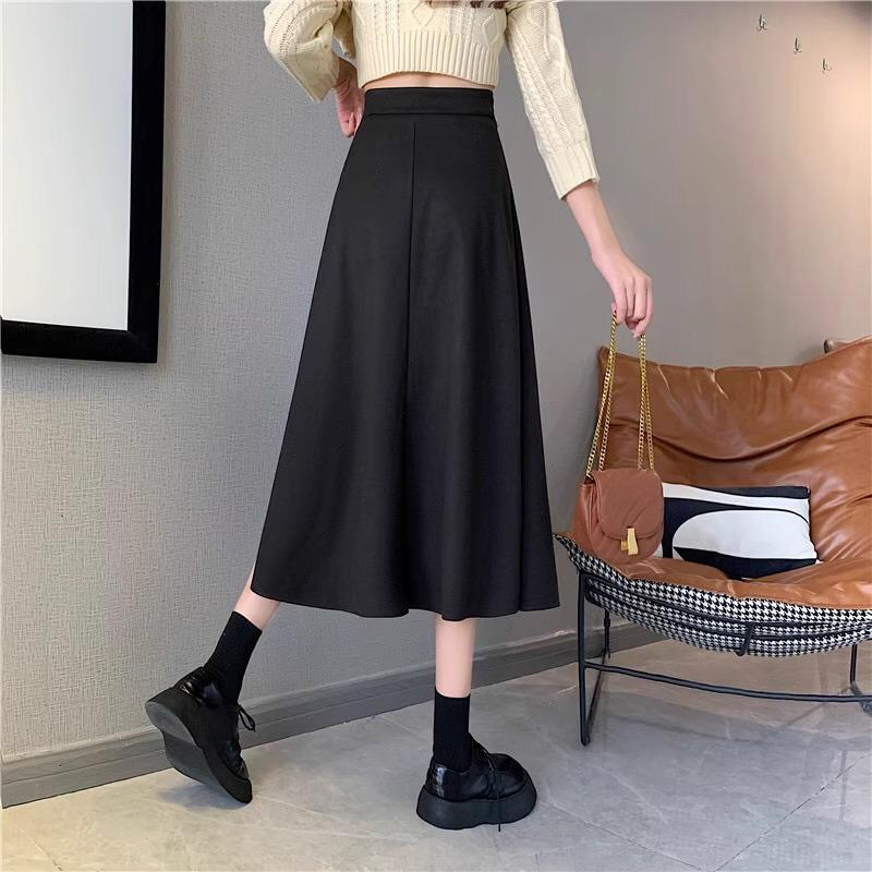 Women's Black A-Line Mid-Length Skirt, 2026 Style: Irregular High Waist, Slimming, Wide Hem Umbrella Design, Hips Covering.