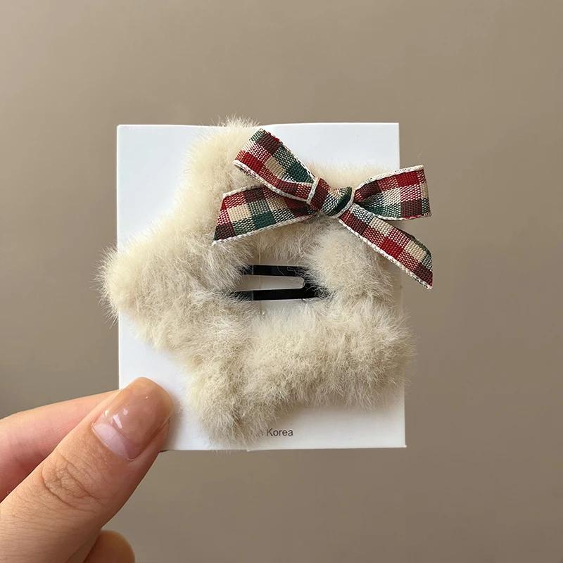1/4PCS Winter Plush Y2K Star BB Hair Clips for Women Hairpins Cute Fluffy Side Bangs Clips Fashion Headdress Hair Accessories