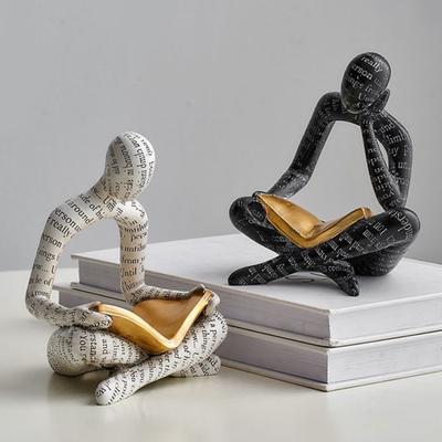 Figura de Lectura Abstracta Hombre Sosteniendo Libro Dorado Hombre Estatua de Resina Escultura Decoración de Escritorio para Hogar y Oficina Adorno Regalo para Amantes de los Libros