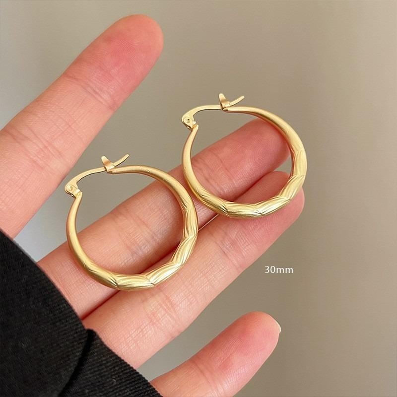 Gold Ring Earrings Women's Ear Buckles Light Luxury High-end Earrings Autumn and Winter Ring Earrings