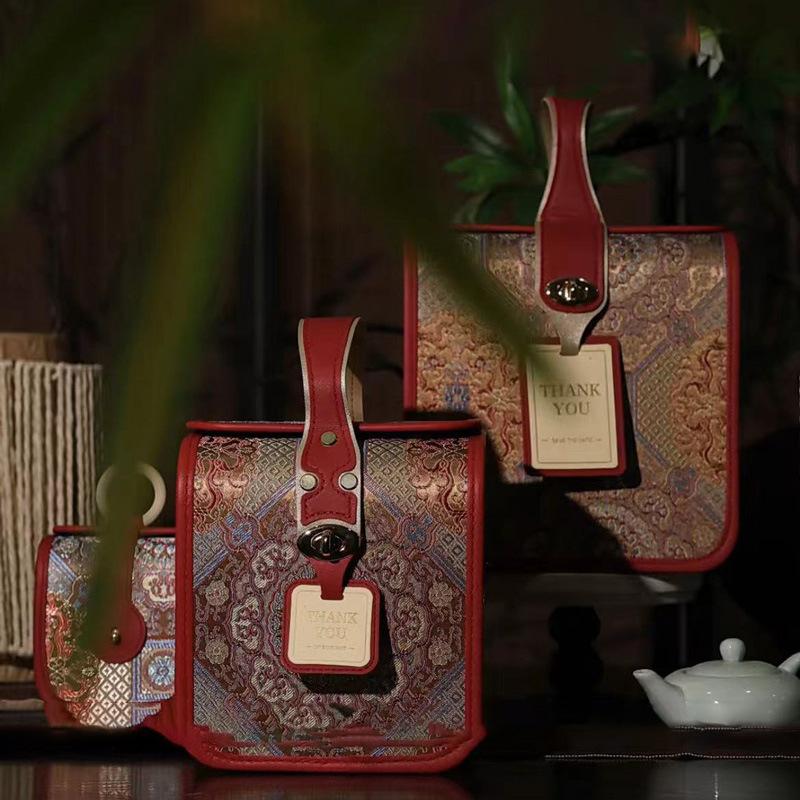 Exquisite High-end Birthday Gift Box Wedding Companion Gift Boxes Festival Party Gift Creative Hand-held Box Candy Packaging Gift Bag