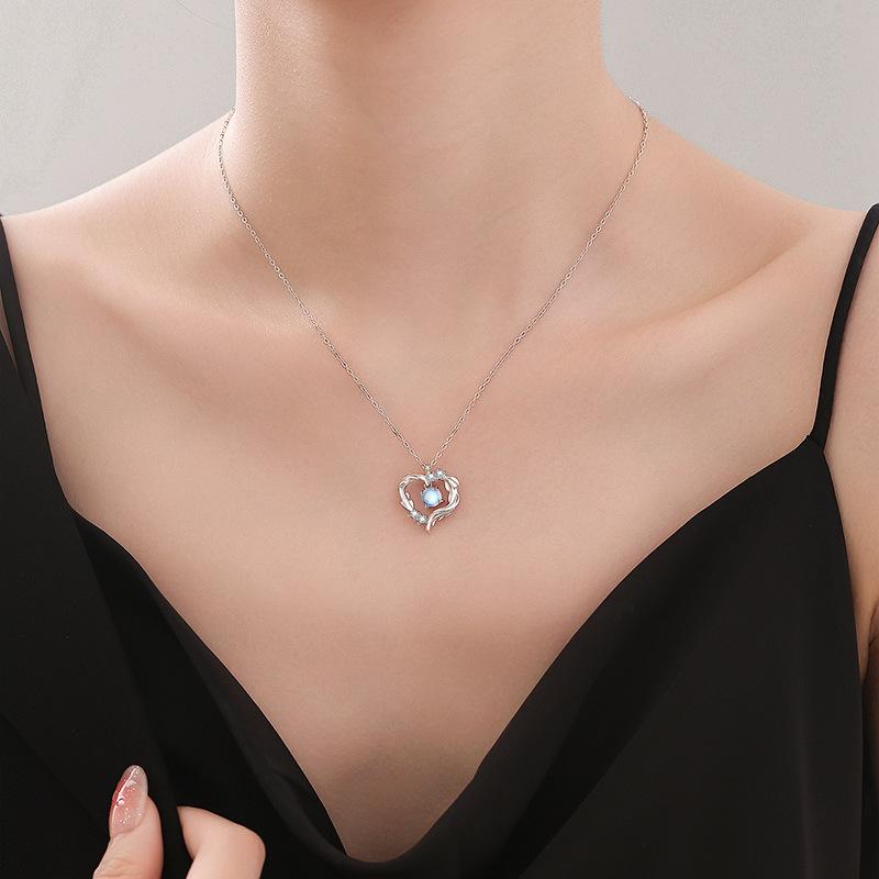 Original love necklace female niche design collarbone chain pendant necklace