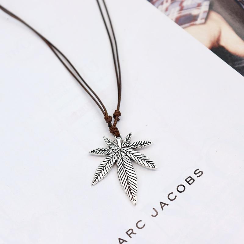 Retro Small Fresh Mori Minimalist Necklace, Ethnic Style Antler Pendant, Couple Versatile Long Sweater Chain Accessories