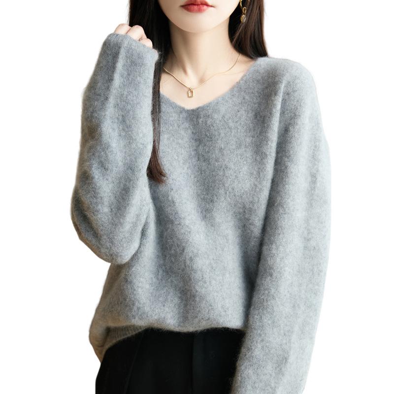 Women's V-Neck Pure Wool Knit Sweater - Loose, Slimming Autumn/Winter Fashion