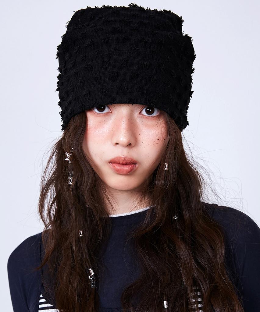 Seullipiseullib Flower Black Beanie