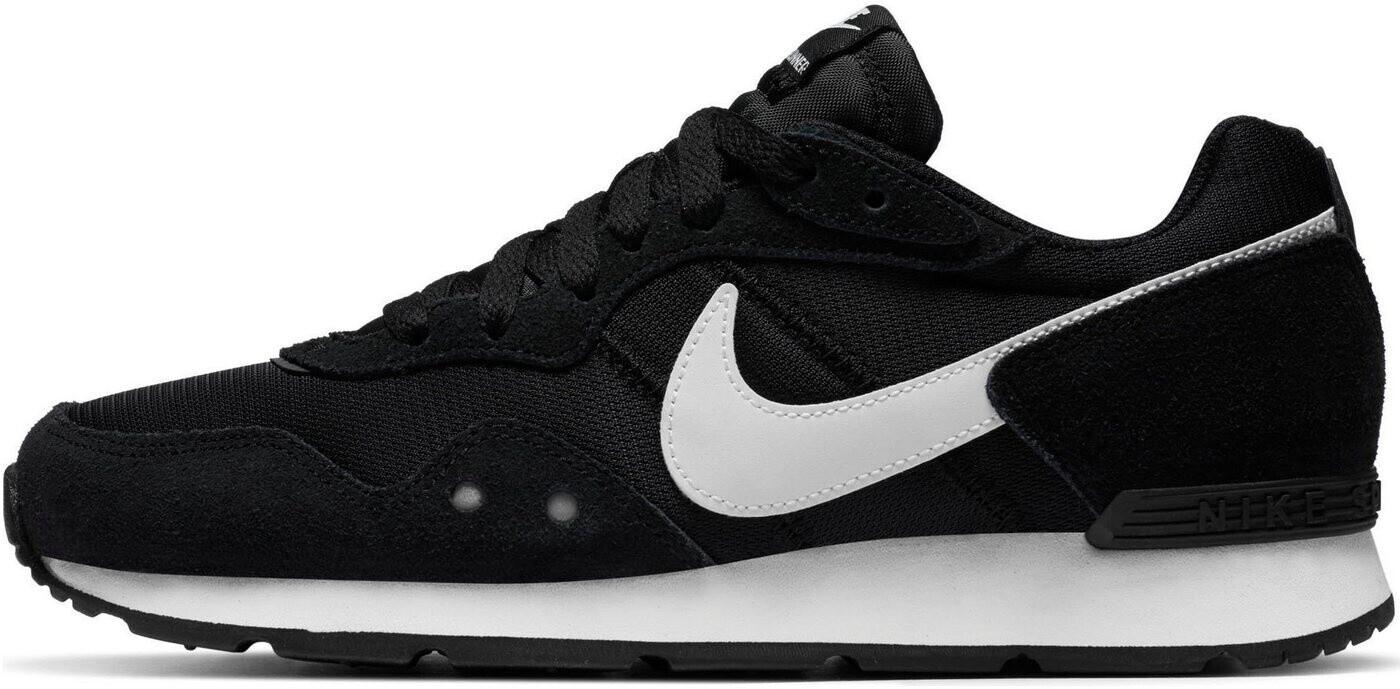 Кроссовки Nike Venture Runner Women черный/белый (CK2948-001) 35 ½